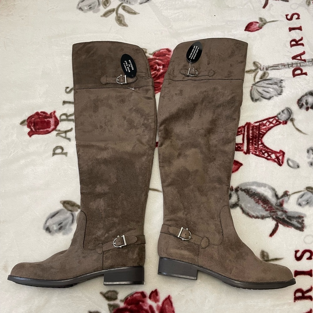American Rag women’s Adarra High knee boots
